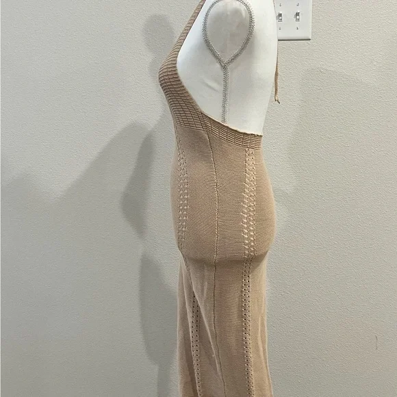 Hera Collection Tan Backless Dress - Picture 5 of 5